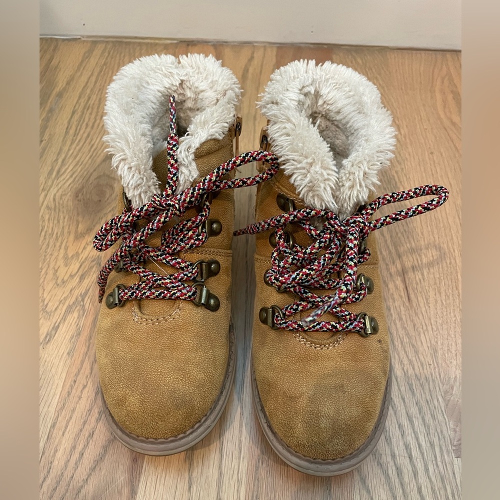 Cat and Jack, size 12 boots, tan and white